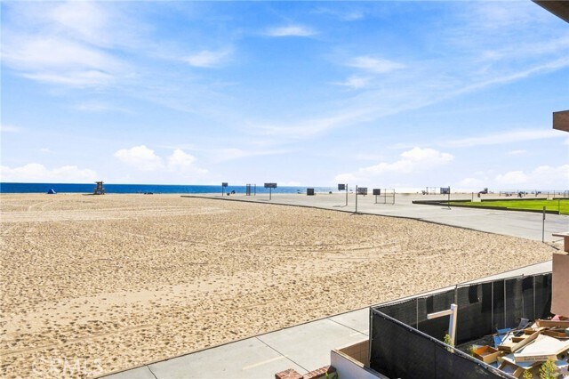 Building Photo - 1228 W Oceanfront
