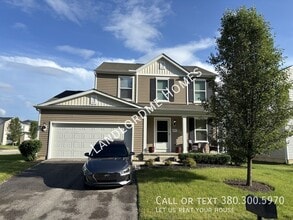 Building Photo - 8737 Cicada St