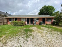 Building Photo - 417 6th Street