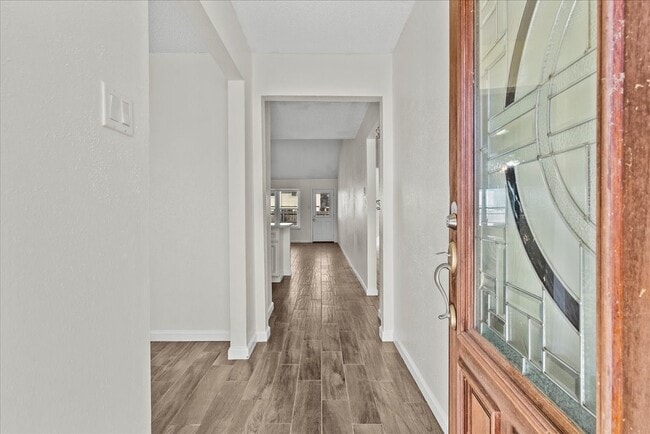 Building Photo - 3705 Misty Cove Ct