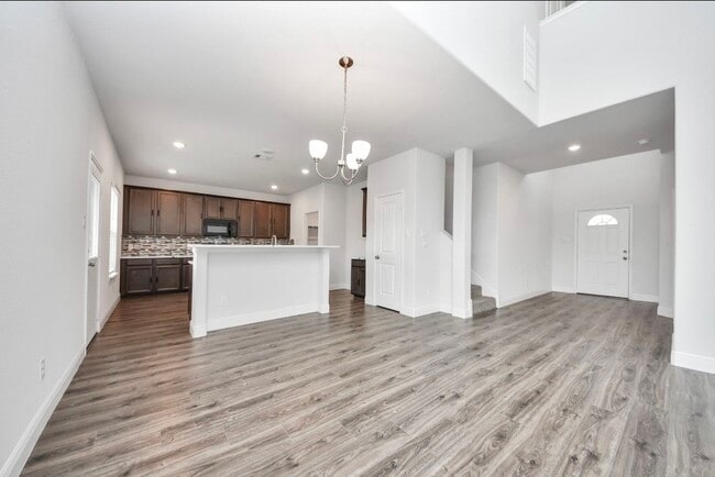 Building Photo - 7638 Nevaeh Crest Path