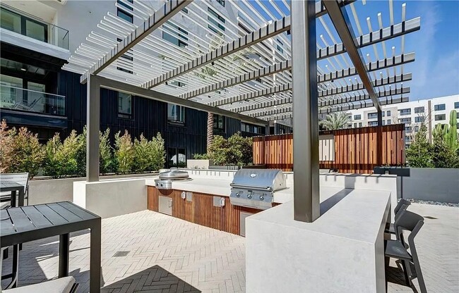 Building Photo - 1204 Rivington