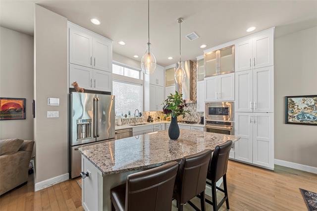 Building Photo - 762 Lacey Oaks Pl