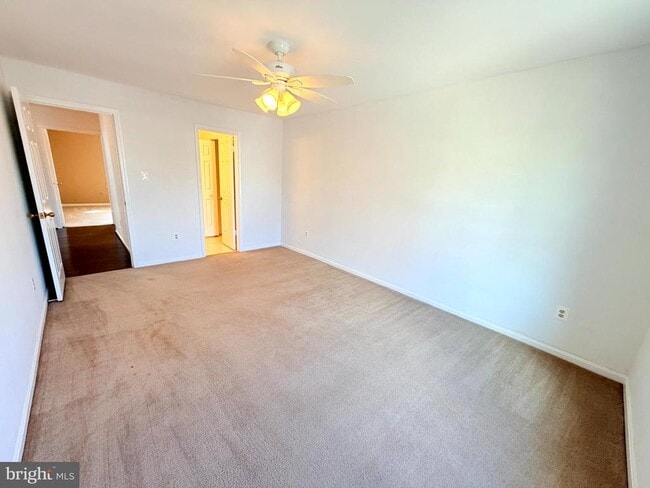 Building Photo - 43549 Coal Bed Ct