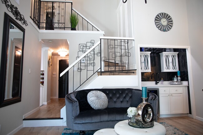 Building Photo - 1405 Kinross Ct