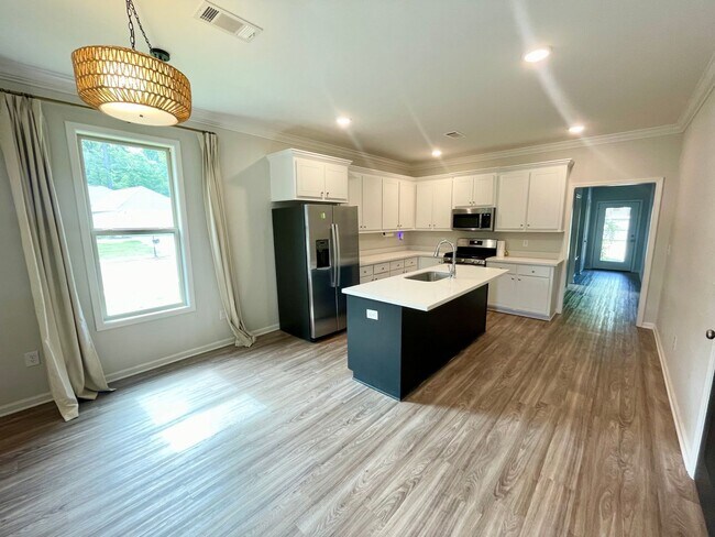 Building Photo - Beautiful 3/2 + office home for rent next to Brandon High School!