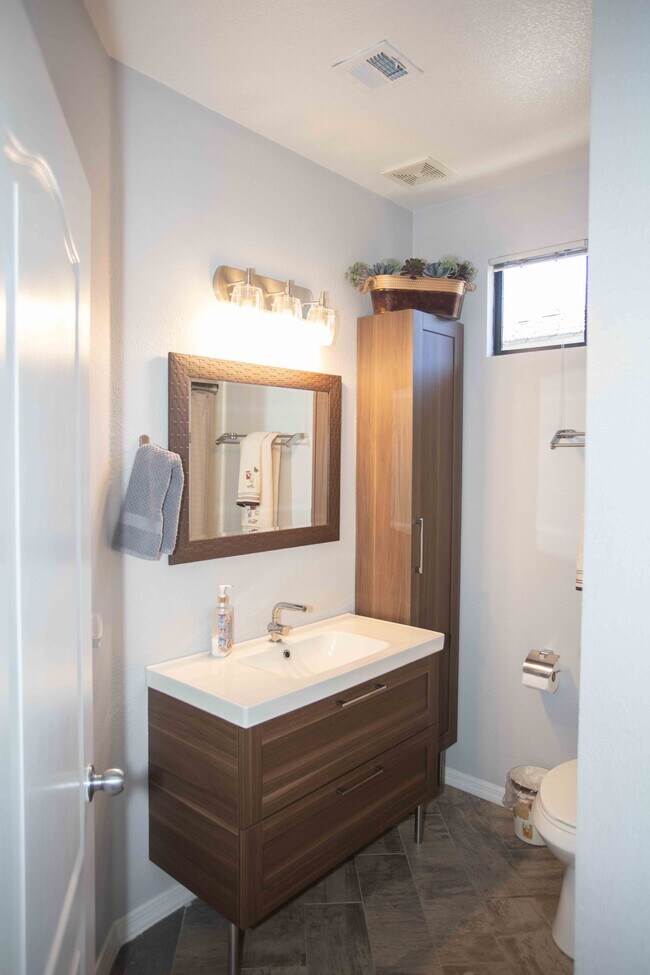 Building Photo - 6900 E Princess Dr