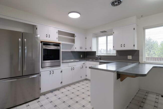 Building Photo - Seward Park