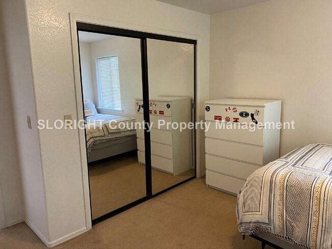 Building Photo - AVAILABLE MARCH - SLO Home Near Downtown - 3 Bed / 2.5 Bath