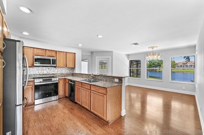 Building Photo - 2011 NW 53rd St