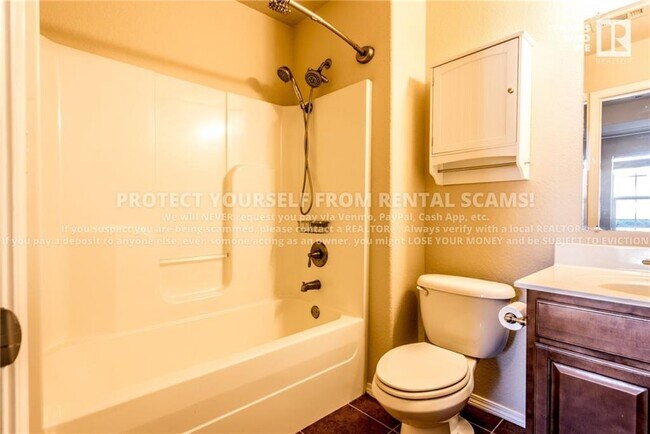 Building Photo - 4537 W Pecan St