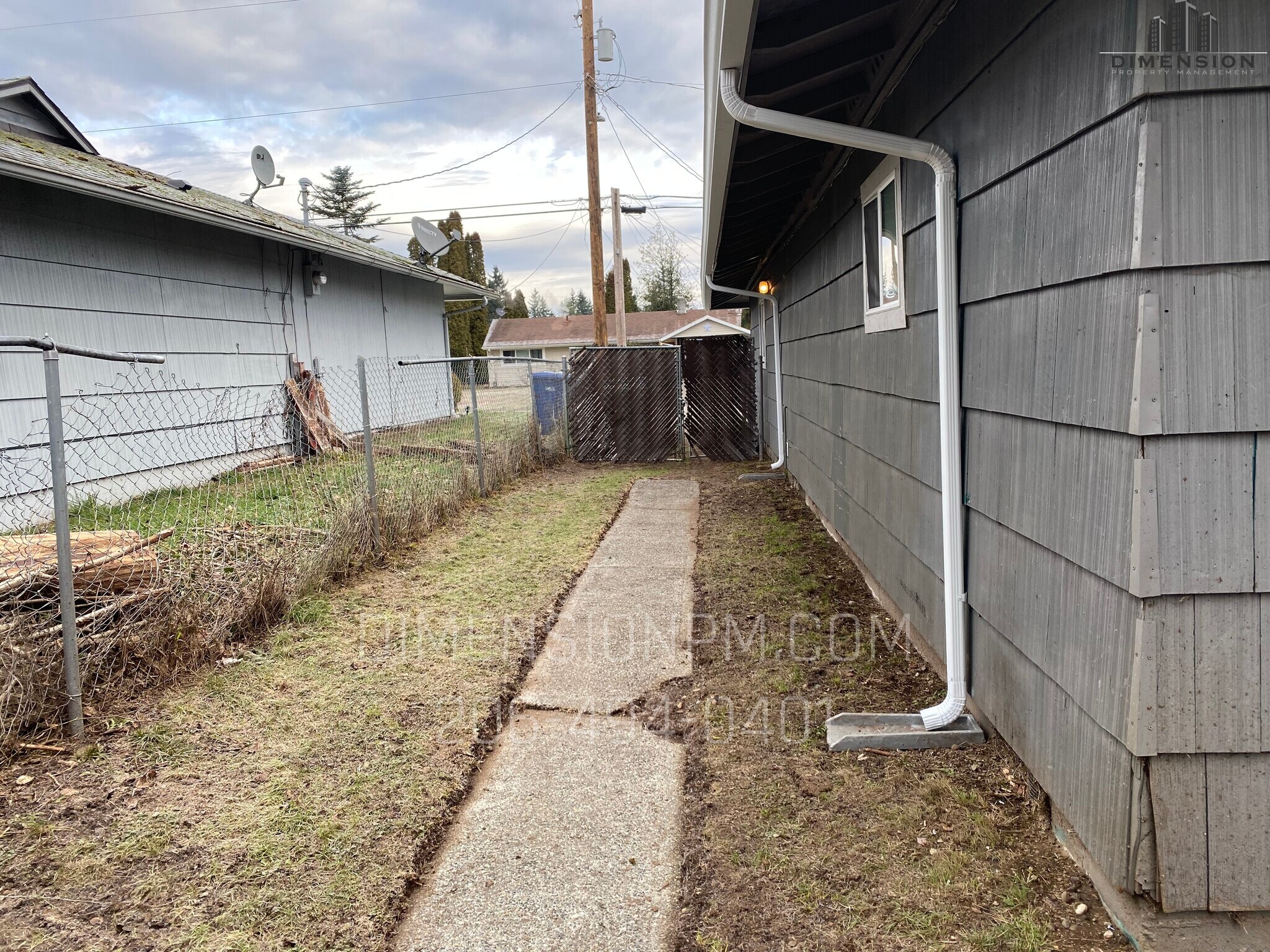 Building Photo - 11867 SE 170th Pl