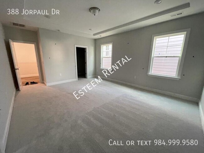 Building Photo - 388 Jorpaul Dr