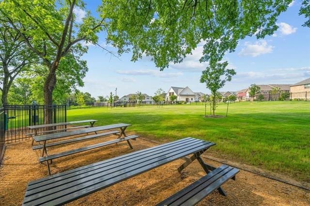 Building Photo - 2626 Bechtol St