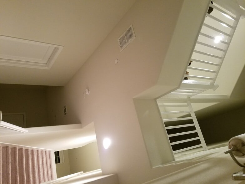 Building Photo - 706 Jetty Dr