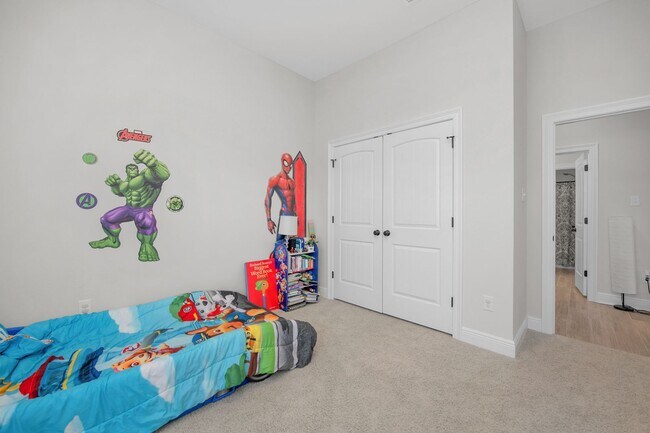 Building Photo - 5718 Oak Hvn Ln
