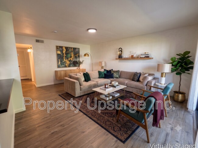 Building Photo - 855 Lakeside Dr