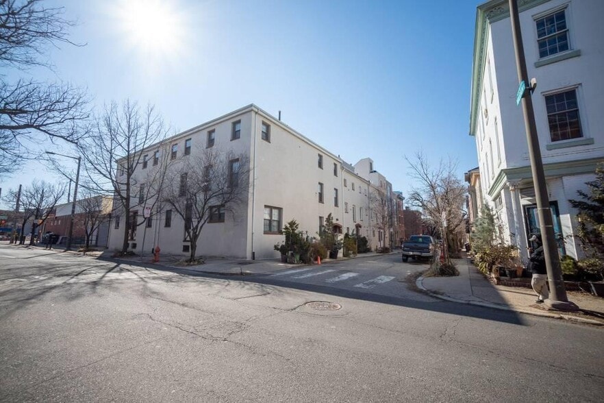 Building Photo - 2300 Naudain St