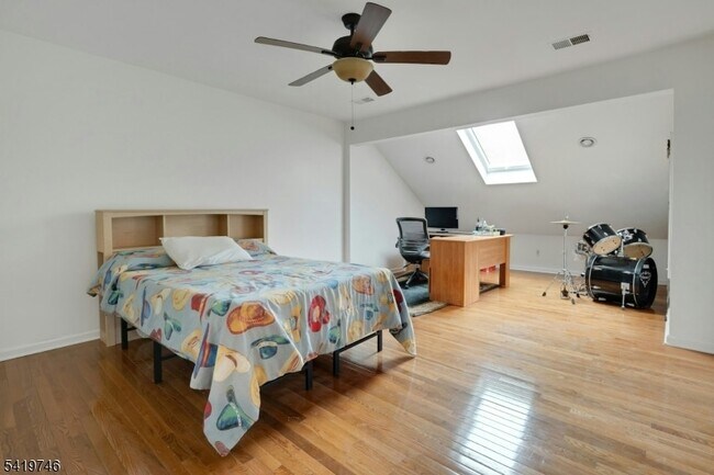 Building Photo - 34 Lockley Ct