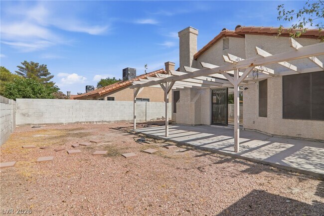 Building Photo - 6224 Caprino Ave