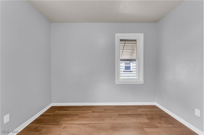 Building Photo - 15604 Benhoff Dr
