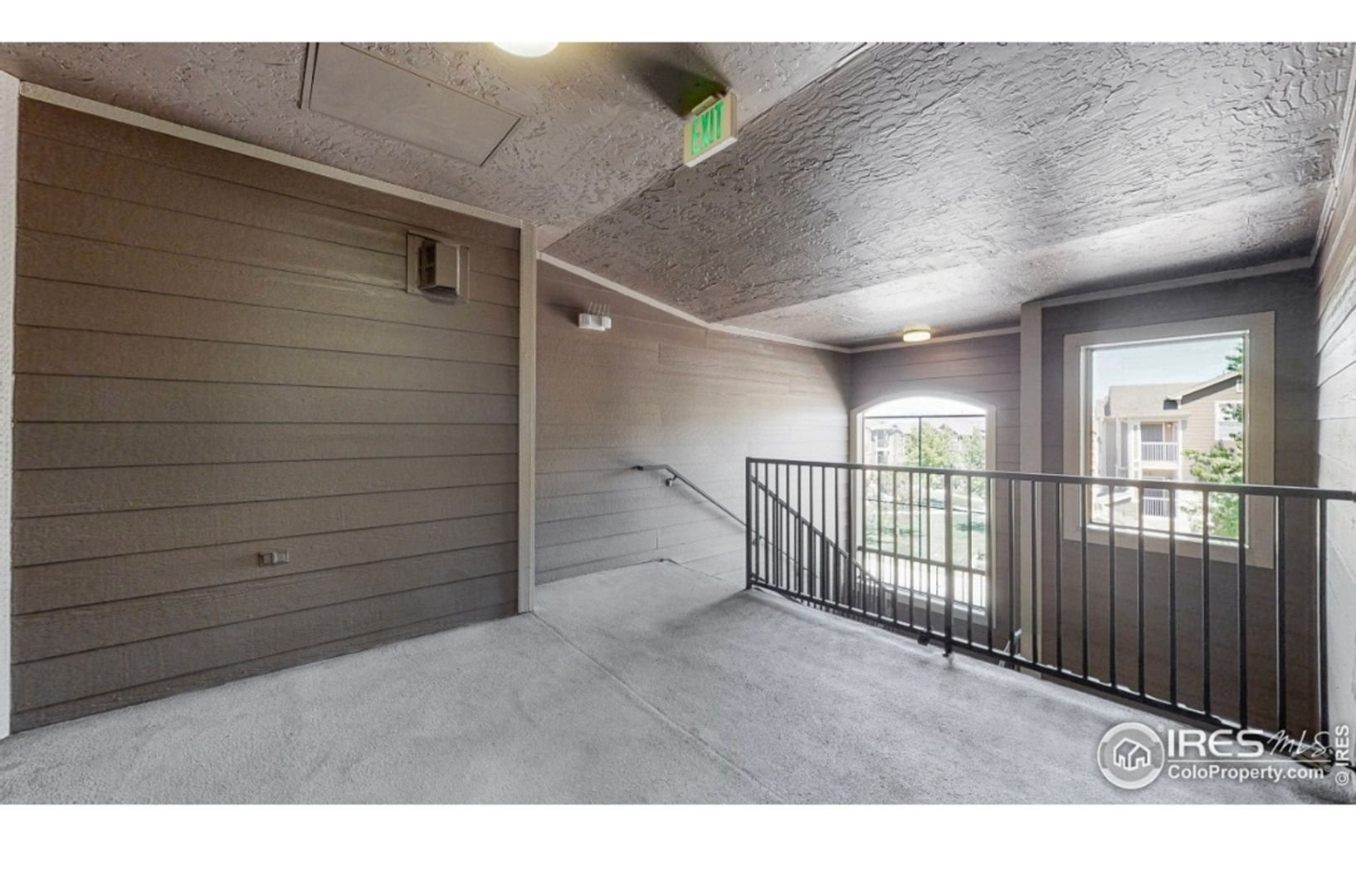 Building Photo - 1450 Blue Sky Way