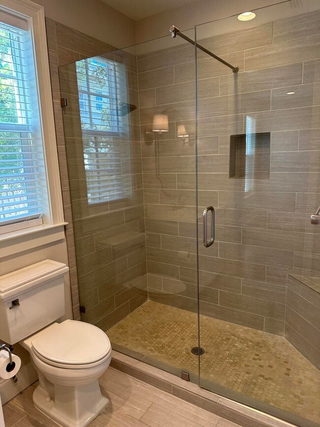 Building Photo - 28 Maritime Way