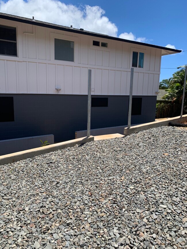Building Photo - 4566 Sierra Dr