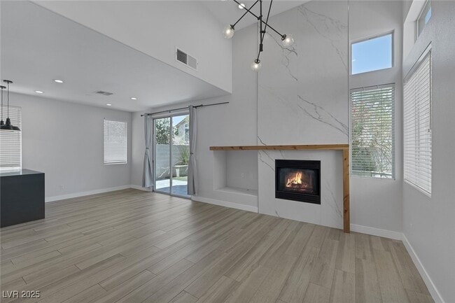 Building Photo - 1838 Thunder Mountain Dr