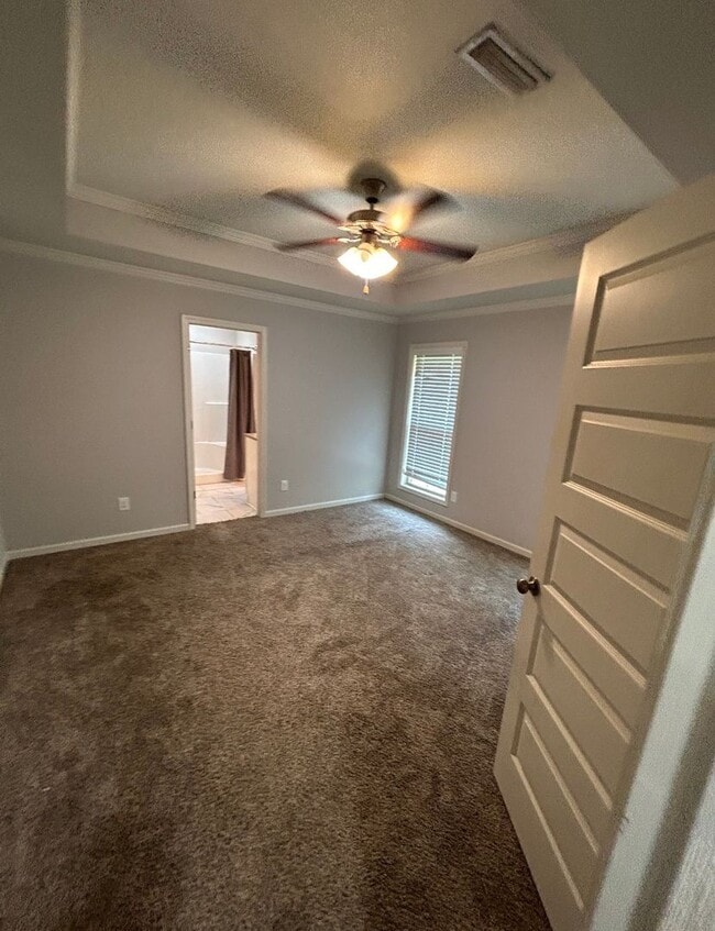 Building Photo - 208 Martha George Hall Dr