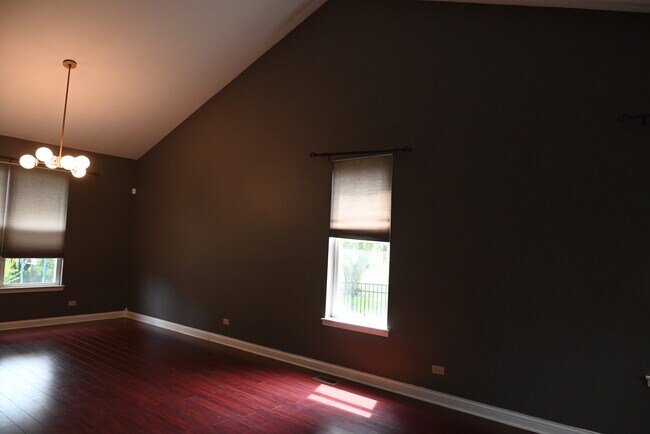 Building Photo - 1254 Chicory Ln