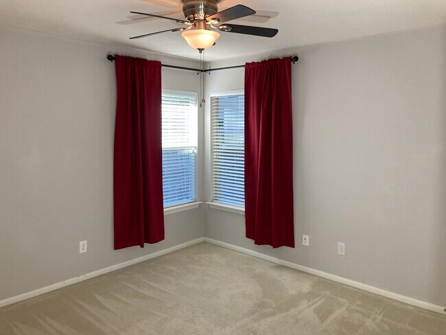 3rd bedroom - 35 Auburn Path Dr