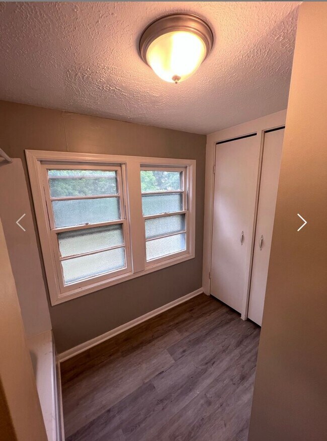 Building Photo - 3718 E 59th St