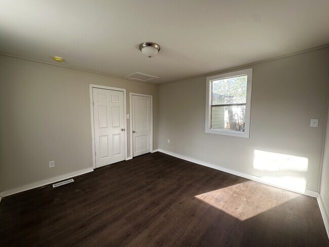 Building Photo - 8035 4th Ave S