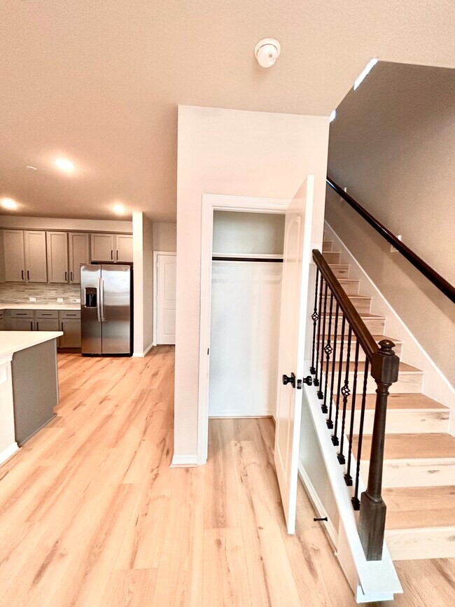 Building Photo - 2830 Scanlan Mdw