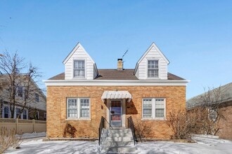 Building Photo - 6550 W Ebinger Dr