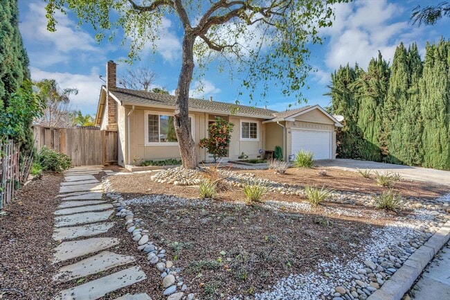 Building Photo - Wow! What a Great Home! Coming Soon!
