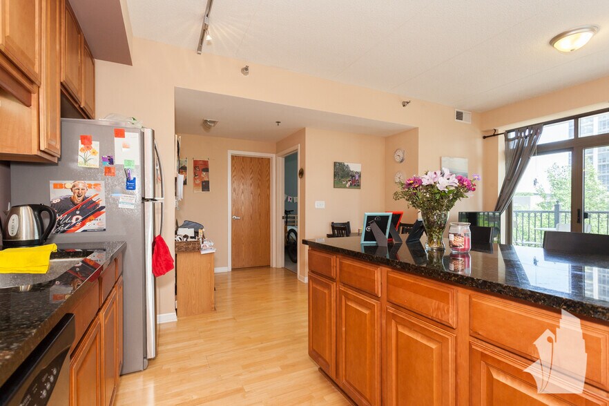 Building Photo - 1250 S Indiana Pkwy