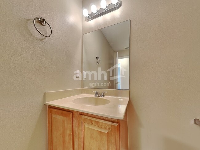 Building Photo - 7461 Hunters Greene Cir