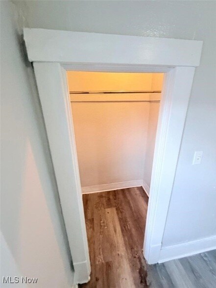 Building Photo - 3119 W 68th St