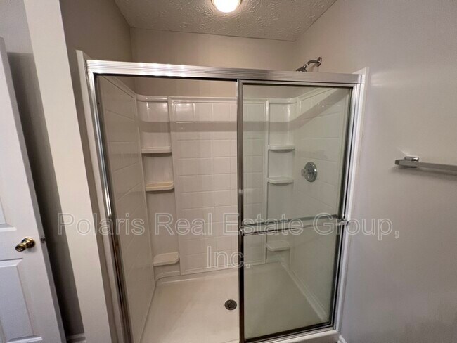 Building Photo - 8428 Clayhurst Dr