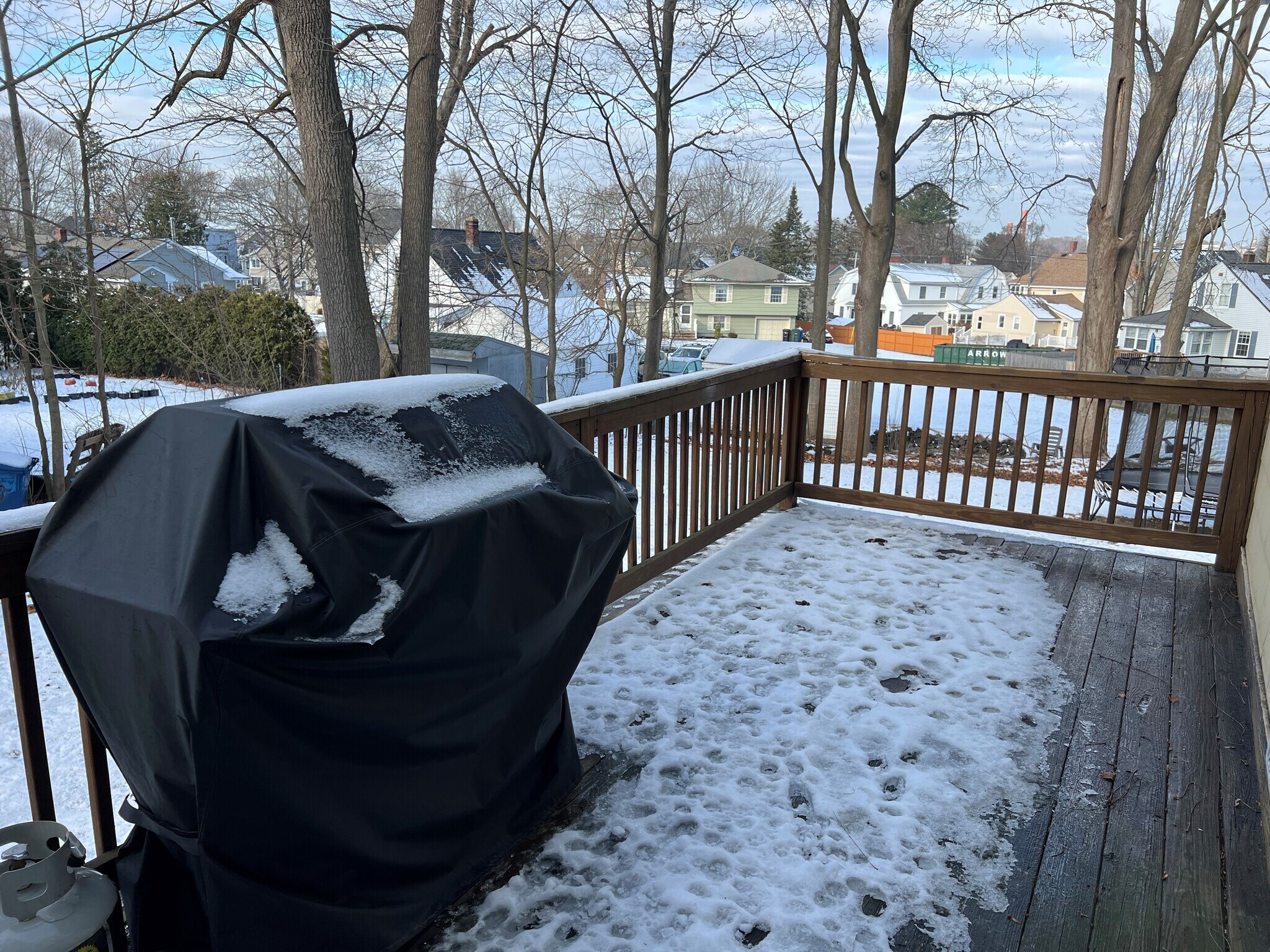 Building Photo - 27 Stonington St