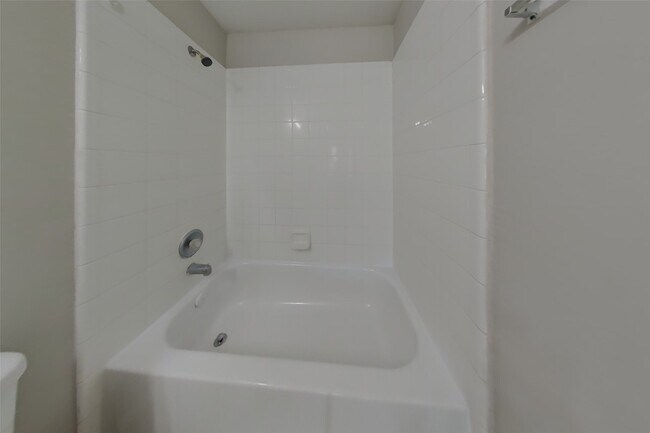 Building Photo - 1403 Glens Ferry Ln