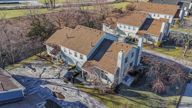 Building Photo - 237 Acorn Dr