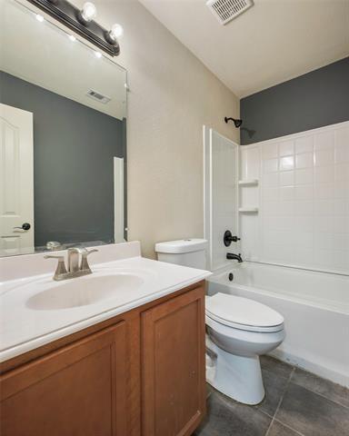 Building Photo - 717 Chelsea Dr