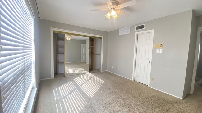 Building Photo - 2601 S Braeswood Blvd