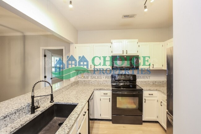 Building Photo - 3304 Selwyn Farms Ln