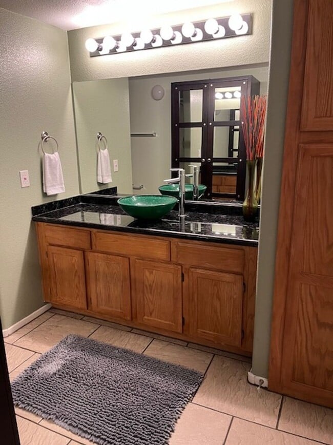 Building Photo - Fully Furnished Condo in Gated Tuscano Community – Southwest Las Vegas