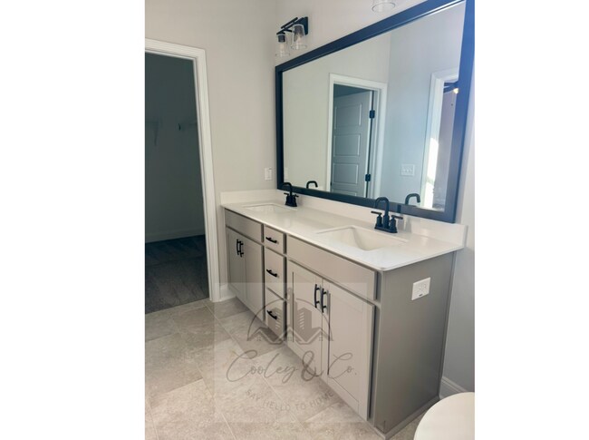 Building Photo - 63 Barhams Mill Pond Wy