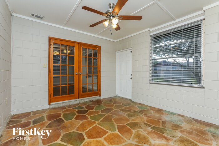 Building Photo - 1381 Viburnum Ln